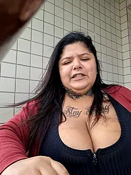 Snapshot of turbinada301 chatting on September 12, 2025, 5:56 pm turbinada301 online show from September 12, 2025, 5:56 pm