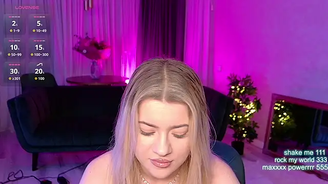 CutiePie69   online show from April 5, 2026, 7:09 pm