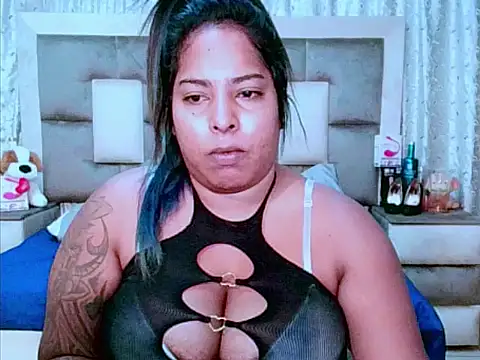 Snapshot of indiantopaz694u chatting on March 13, 2025, 4:05 am indiantopaz694u online show from March 13, 2025, 4:05 am