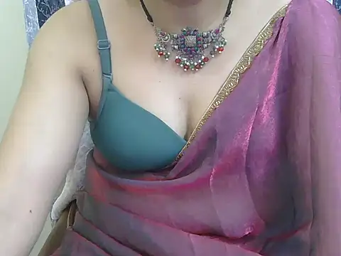 Snapshot of Lovely_Manvi chatting on December 2, 2025, 12:29 pm Lovely Manvi online show from December 2, 2025, 12:29 pm