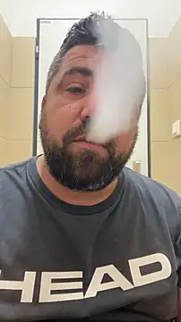 Snapshot of Alexander18edd chatting on February 27, 2026, 11:32 am Alexander18edd online show from February 27, 2026, 11:32 am