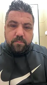 Snapshot of Alexander18edd chatting on February 19, 2026, 10:12 am Alexander18edd online show from February 19, 2026, 10:12 am