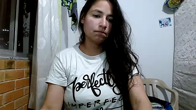 Snapshot of Escarcha-blue chatting on November 11, 2025, 4:18 am Escarcha-blue online show from November 11, 2025, 4:18 am