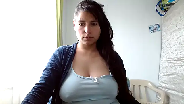 Snapshot of Escarcha-blue chatting on March 3, 2026, 9:00 pm Escarcha-blue online show from March 3, 2026, 9:00 pm