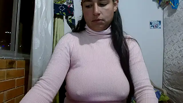 Snapshot of Escarcha-blue chatting on November 25, 2025, 1:28 am Escarcha-blue online show from November 25, 2025, 1:28 am