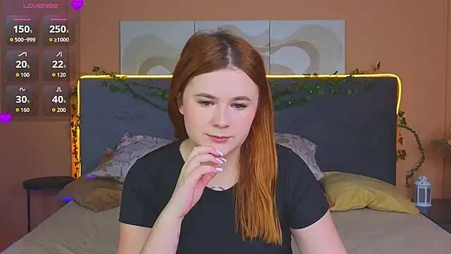 Snapshot of Eva_Starlight chatting on November 26, 2025, 4:12 am Eva Starlight online show from November 26, 2025, 4:12 am