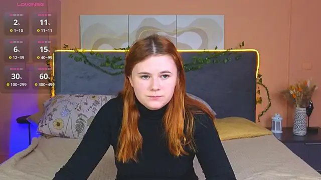 Snapshot of Eva_Starlight chatting on December 5, 2025, 4:11 am Eva Starlight online show from December 5, 2025, 4:11 am