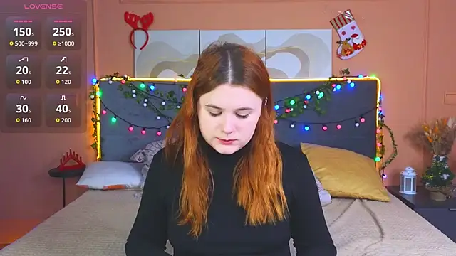 Snapshot of Eva_Starlight chatting on December 14, 2025, 4:08 am Eva Starlight online show from December 14, 2025, 4:08 am