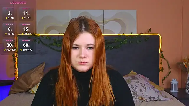 Snapshot of Eva_Starlight chatting on December 3, 2025, 4:13 am Eva Starlight online show from December 3, 2025, 4:13 am