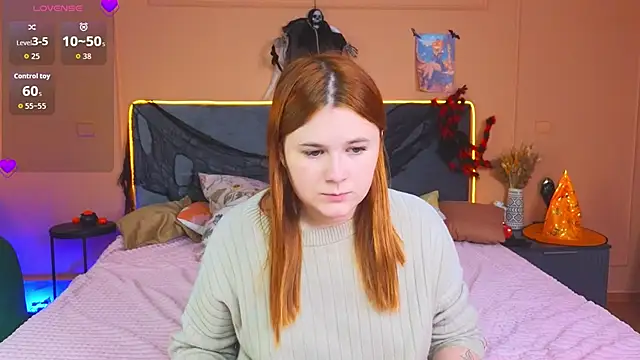 Snapshot of Eva_Starlight chatting on November 5, 2025, 4:15 am Eva Starlight online show from November 5, 2025, 4:15 am