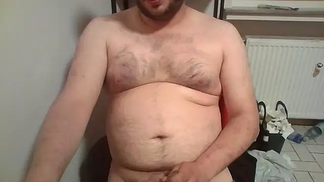 GermanBear1588 online show from May 10, 2026, 11:39 pm