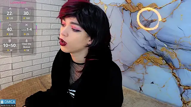 Snapshot of MaeveKuro chatting on November 19, 2025, 3:06 am MaeveKuro online show from November 19, 2025, 3:06 am