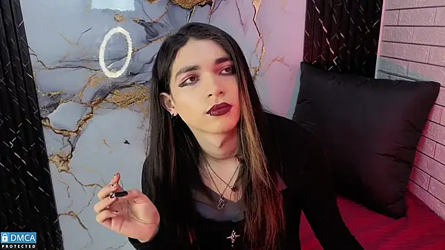 MaeveKuro online show from April 15, 2026, 1:55 am