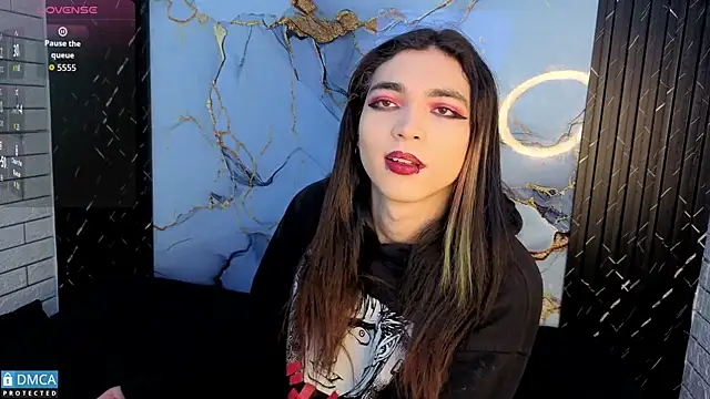 MaeveKuro online show from February 18, 2026, 3:04 am