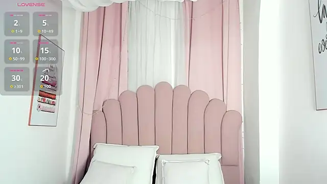 Snapshot of PaolaB_g chatting on February 22, 2026, 2:03 am PaolaB g online show from February 22, 2026, 2:03 am