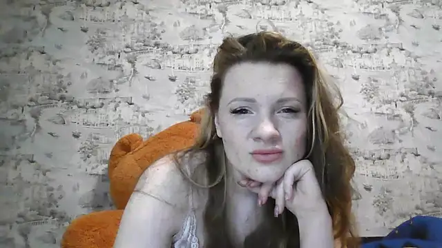 Snapshot of Eveline_May chatting on March 1, 2026, 4:29 pm Eveline May online show from March 1, 2026, 4:29 pm