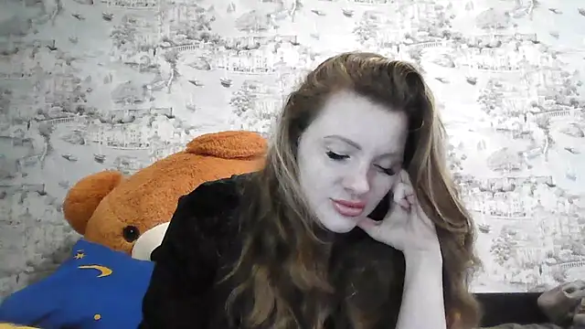 Snapshot of Eveline_May chatting on March 2, 2026, 2:02 pm Eveline May online show from March 2, 2026, 2:02 pm