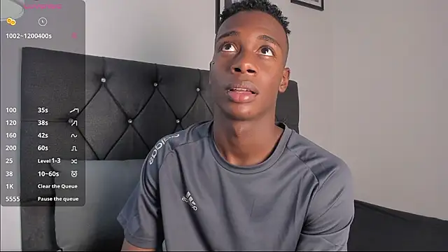 Snapshot of noah_johes chatting on March 3, 2026, 3:57 am noah johes online show from March 3, 2026, 3:57 am