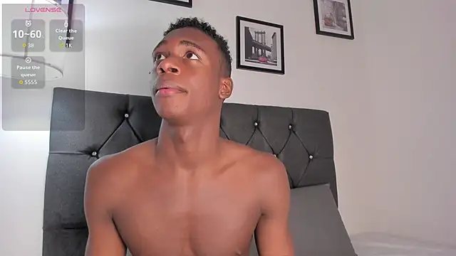 Snapshot of noah_johes chatting on February 12, 2026, 4:34 am noah johes online show from February 12, 2026, 4:34 am