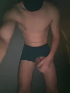 Snapshot of alfonso135 chatting on October 25, 2025, 5:02 pm alfonso135 online show from October 25, 2025, 5:02 pm