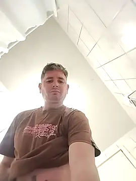 Snapshot of yoslan chatting on February 16, 2026, 11:13 pm yoslan online show from February 16, 2026, 11:13 pm