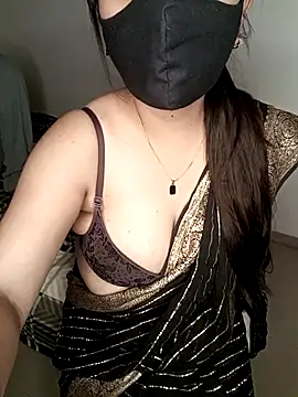 Snapshot of neha_rohan12 chatting on March 22, 2025, 6:25 pm neha rohan12 online show from March 22, 2025, 6:25 pm