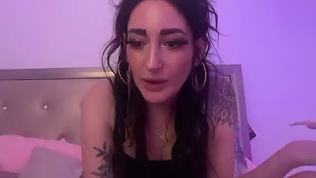 IvyyRosee88 online show from October 4, 2025, 7:32 am