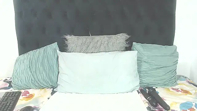 Snapshot of BootyClitQueen chatting on November 26, 2025, 7:03 pm BootyClitQueen online show from November 26, 2025, 7:03 pm