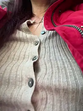 NataKitten online show from April 17, 2026, 3:37 pm