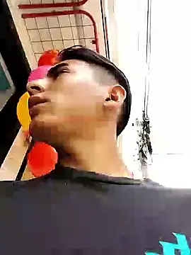 Red0686kkg online show from December 16, 2025, 6:23 pm