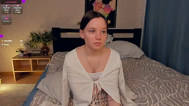 Snapshot of EdinaCordner chatting on March 21, 2025, 10:39 am EdinaCordner online show from March 21, 2025, 10:39 am