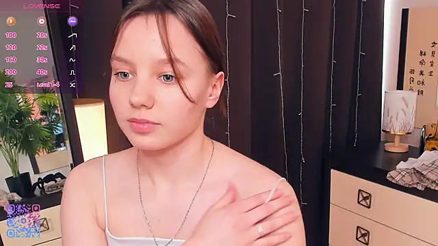 Snapshot of EdinaCordner chatting on March 15, 2025, 2:12 pm EdinaCordner online show from March 15, 2025, 2:12 pm