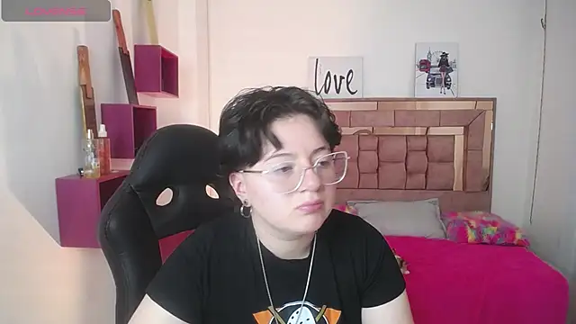 safyka online show from November 15, 2025, 12:47 am