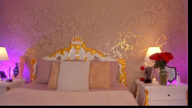 ScarlettWallace online show from February 24, 2026, 7:48 pm