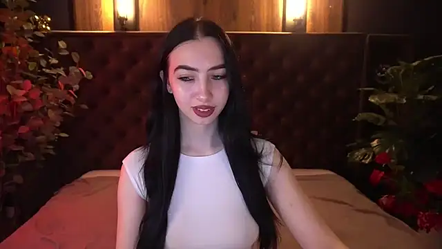 WildKittenX  online show from April 11, 2026, 5:37 am