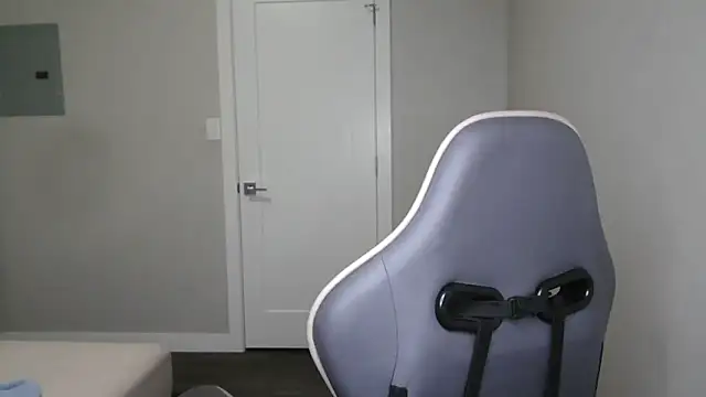 kurvibabe online show from March 15, 2026, 7:21 pm