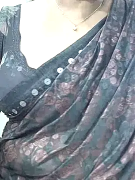 abinaya26 online show from October 8, 2025, 4:36 am