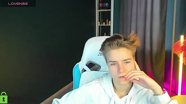 Snapshot of Jean_Wilsons chatting on March 19, 2025, 10:33 am Jean Wilsons online show from March 19, 2025, 10:33 am