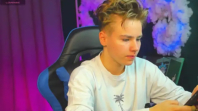 Snapshot of Jean_Wilsons chatting on November 21, 2025, 11:20 am Jean Wilsons online show from November 21, 2025, 11:20 am