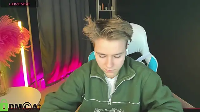 Snapshot of Jean_Wilsons chatting on March 18, 2025, 1:55 pm Jean Wilsons online show from March 18, 2025, 1:55 pm