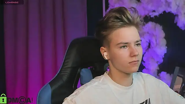 Snapshot of Jean_Wilsons chatting on November 19, 2025, 11:21 am Jean Wilsons online show from November 19, 2025, 11:21 am