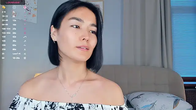 Snapshot of RanelDiva chatting on October 9, 2025, 7:09 am RanelDiva online show from October 9, 2025, 7:09 am