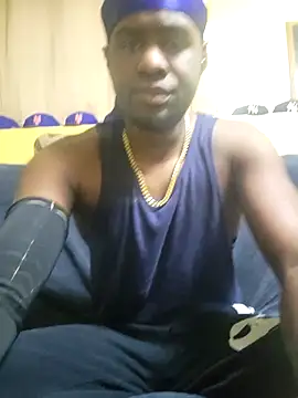Snapshot of Blac_bunny chatting on December 19, 2025, 1:35 pm Blac bunny online show from December 19, 2025, 1:35 pm