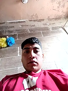 crisssalazar online show from February 8, 2026, 5:21 pm