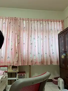 ladypaggy online show from February 12, 2026, 5:40 am