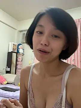 Snapshot of ladypaggy chatting on May 13, 2026, 3:30 pm ladypaggy online show from May 13, 2026, 3:30 pm