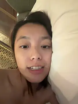 ladypaggy online show from March 18, 2025, 6:39 am