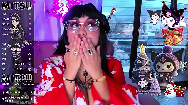 Snapshot of Mitsu_Kawii chatting on December 4, 2025, 8:52 pm Mitsu Kawii online show from December 4, 2025, 8:52 pm