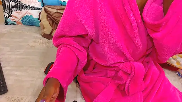 ChocolateClit online show from October 31, 2025, 4:36 pm