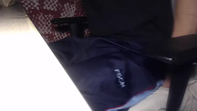 GreekDaddyNickOfficial online show from October 27, 2025, 10:11 pm